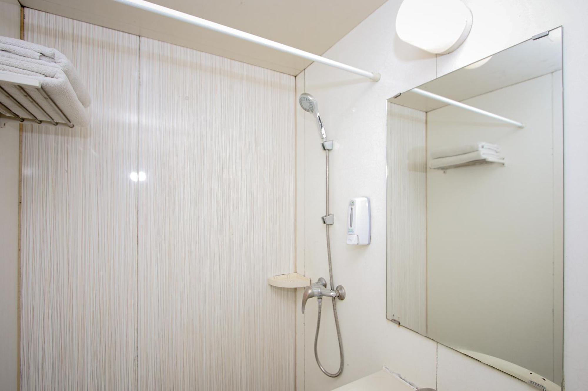 Zodiak Asia Afrika By Kagum Hotels Μπαντούνγκ Εξωτερικό φωτογραφία